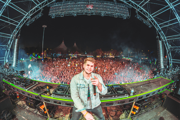 JSTJR live in concert